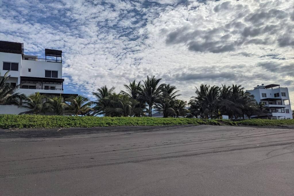 El Muelle, Hermoso Y Comodo Apartamento Monterrico Esterno foto